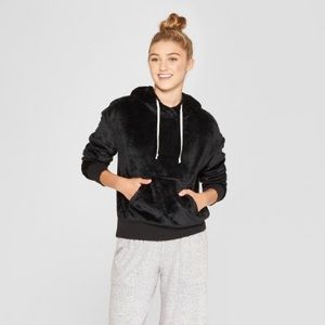 Xhiliration black plush sleep sweatshirt